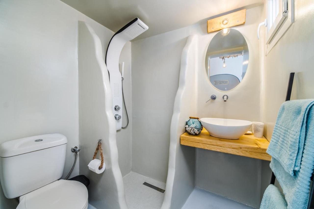 Asera Suites - Prive Jacuzzi Kamari  Luaran gambar