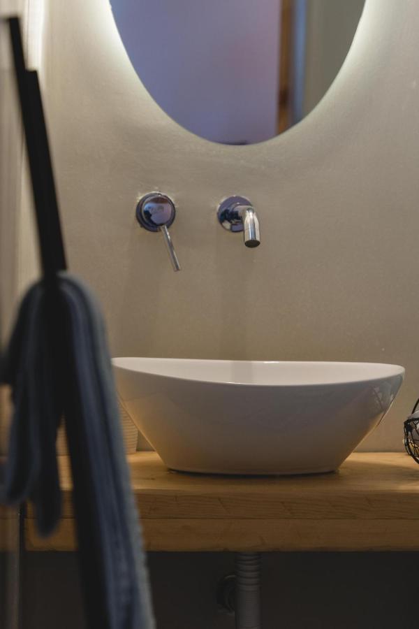 Asera Suites - Prive Jacuzzi Kamari  Luaran gambar