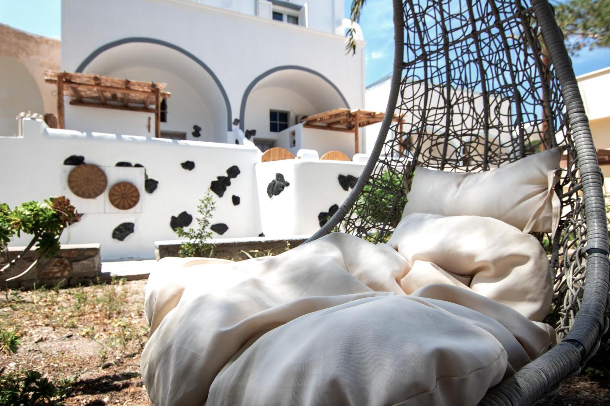 Asera Suites - Prive Jacuzzi Kamari  Luaran gambar