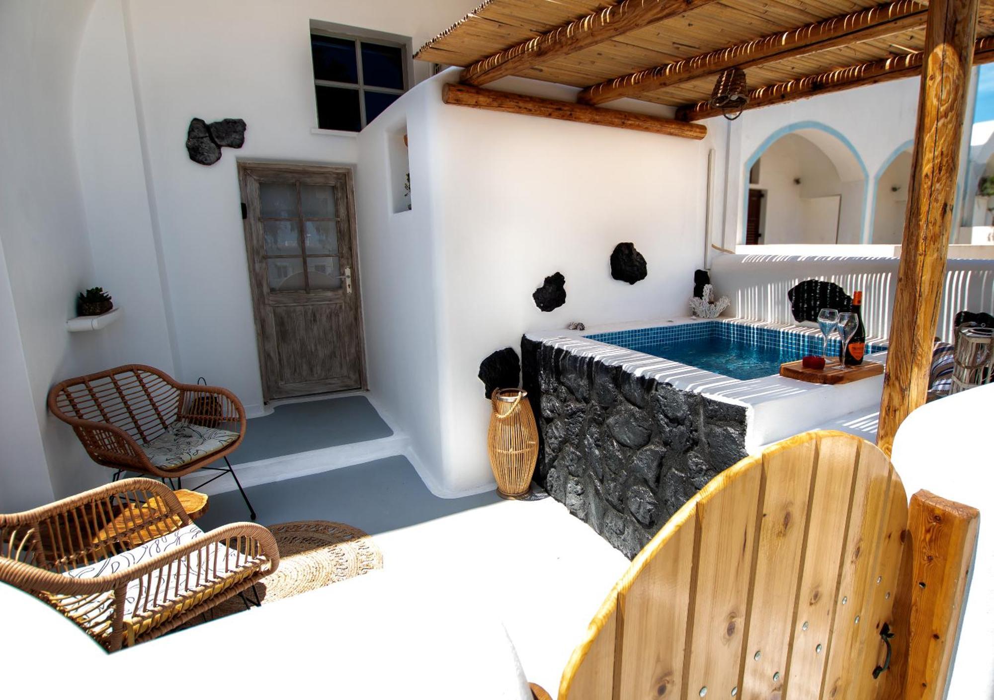 Asera Suites - Prive Jacuzzi Kamari  Luaran gambar